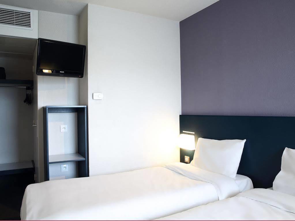 B&B Hotel Hyères Buitenkant foto