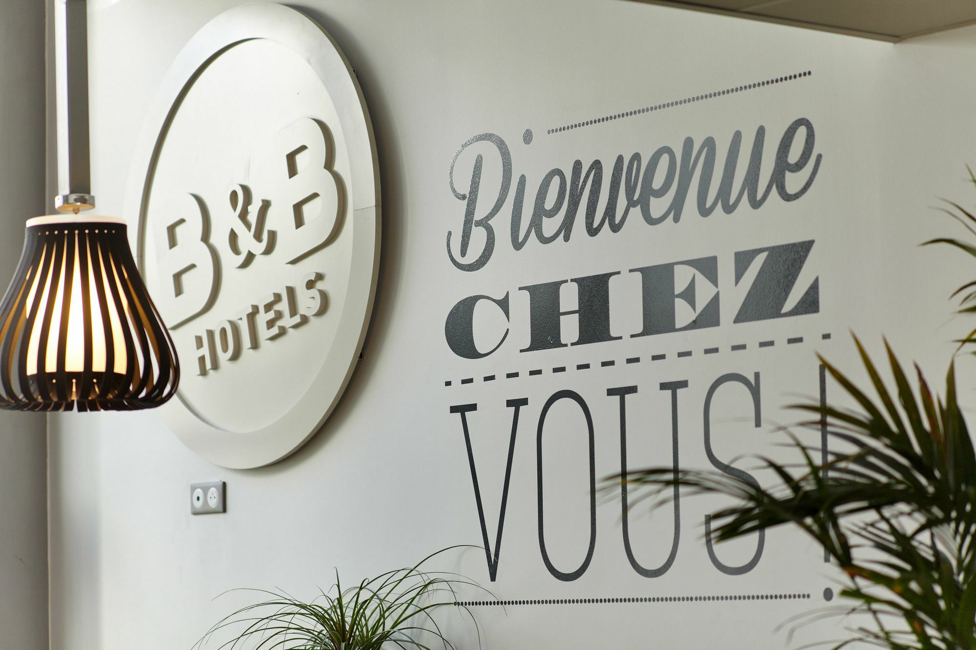B&B Hotel Hyères Buitenkant foto